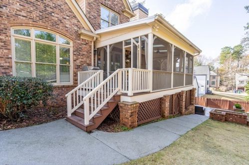 2212 Meadowvale Dr, Atlanta GA  30345-3543 exterior