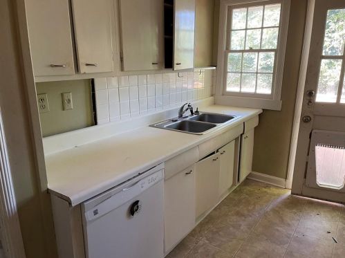 495 Hascall Rd, Atlanta GA  30309-2225 exterior