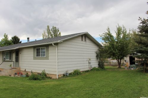 45 Chestnut Ln, Smithfield, UT 84335-1718