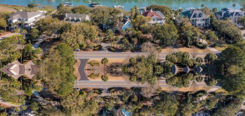 55 Waterway Island Dr, Isle Of Palms SC  29451-2728 exterior