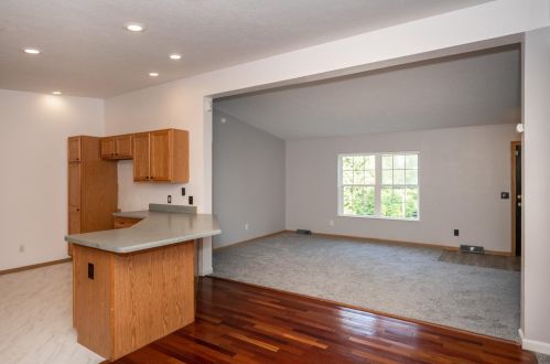 6530 Catalpa Ave, Cincinnati OH  45239-4927 exterior