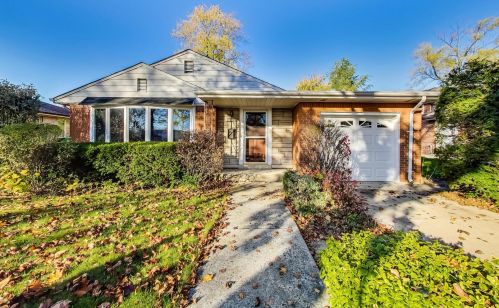 1032 Dunton Ave, Arlington Hts, IL 60004-5559