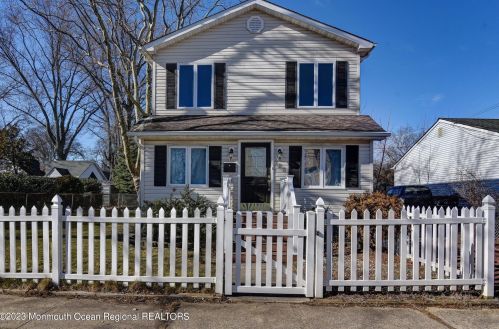123 Ocean Ave, Middletown, NJ 07748-5655