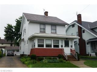 2071 Wyandotte Ave, Cleveland, OH 44107-6135