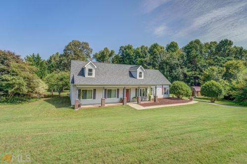 202 Cottonwood Ct, Jackson, GA 30233-3905
