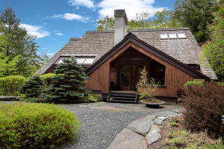 363 Salt Ash Rd, Plymouth VT  05056 exterior