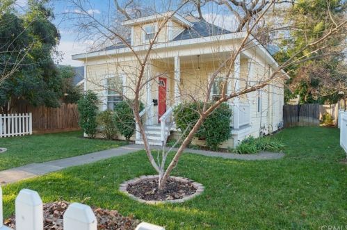 898 8th St, Chico, CA 95928-5815
