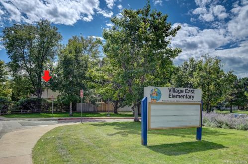 1455 Oakland St, Denver, CO 80012-4234