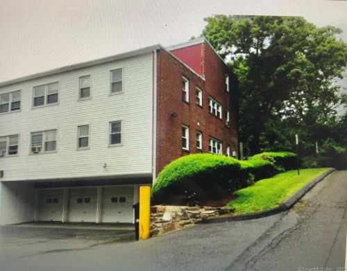 324 Strawberry Hill Ave, Norwalk, CT 06851-4328