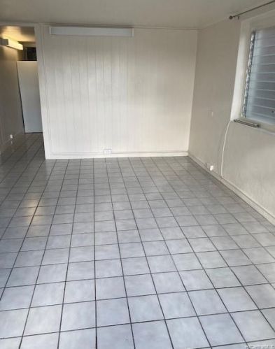 1412 Kealia Dr, Honolulu, HI 96817-1975