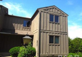 5837 Old Hickory Ln, Peoria IL  61615-2227 exterior