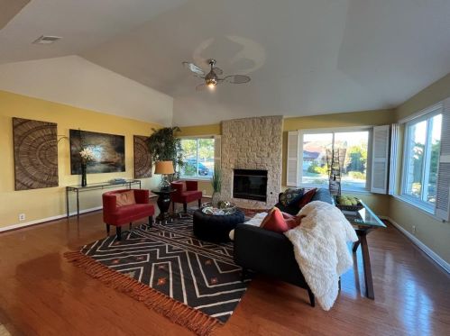 9003 Arbor Oaks Cv, Austin TX  78759-7108 exterior