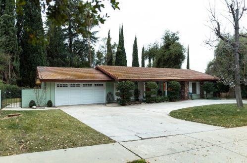 1308 Alessandro Rd, Redlands, CA 92373-6902