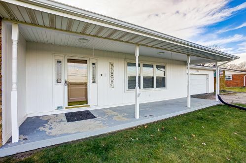 3939 Mumper Rd, Springfield, OH 45502-9275