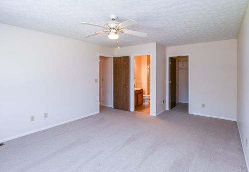 7935 Fld Ertel Rd, Cincinnati OH  45249-8214 exterior