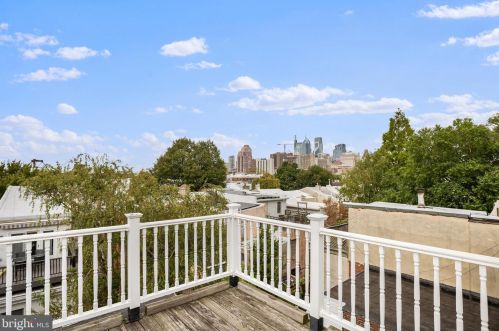 758 10th St, Philadelphia PA 19123-1966 exterior