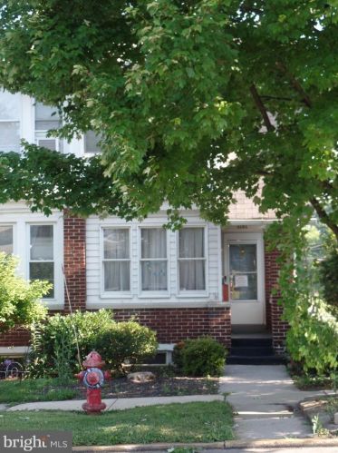 3101 Derry St, Harrisburg, PA 17111-1648