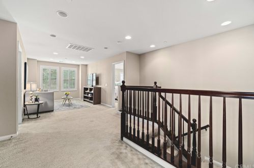 34 Latitude, Irvine CA  92618-8821 exterior