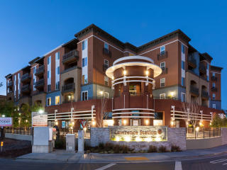 1271 Lawrence Station Rd, Sunnyvale CA  94089-2219 exterior