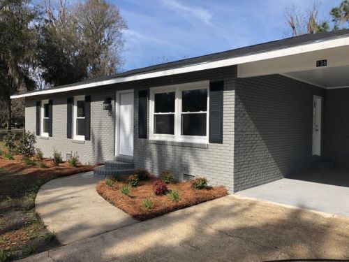 136 Nelson St, Du Pont, GA 31630-3150