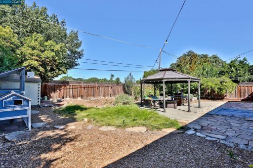 1025 Stimel Dr, Concord CA  94518-3948 exterior