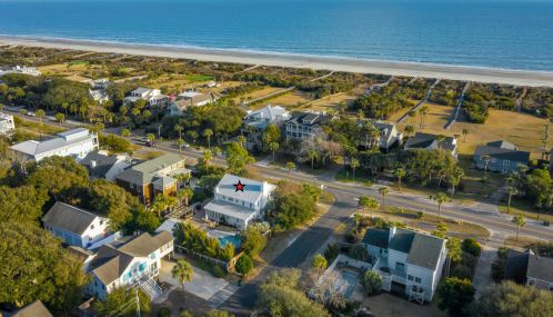 2201 Palm Blvd, Isle Of Palms SC  29451-2349 exterior