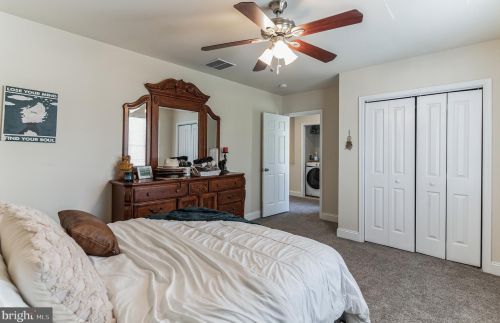 6318 Linden St, Shady Side MD  20764-2910 exterior