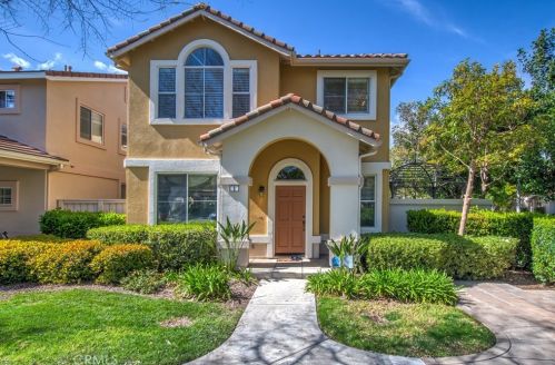 2 Altezza, Irvine CA  92606-8909 exterior