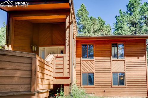 905 Sun Valley Dr, Woodland Park, CO 80863-7728