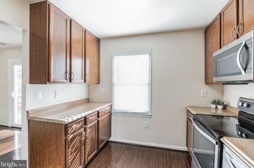 8331 Moline Pl, Springfield VA  22153-3313 exterior
