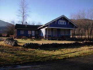 789 Innis Creek Rd, Saxon, WA 98220-9713