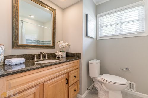 2031 Abby Ln, Atlanta GA  30345-3514 exterior