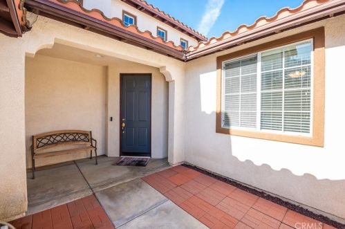 4256 Pondhill Ct, Riverside CA  92505-3464 exterior