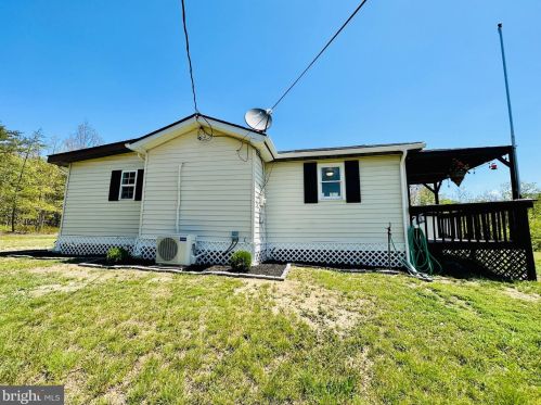 2270 Kerns School Rd, Springfield WV  26763 exterior
