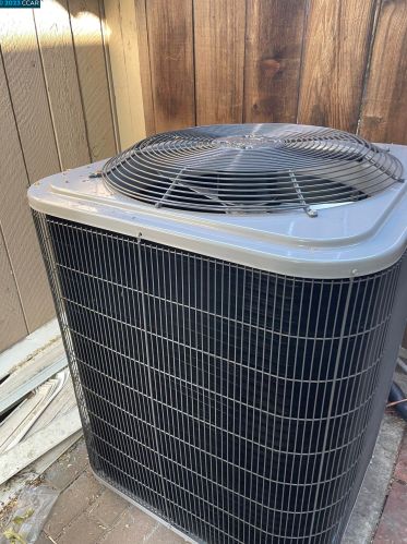 1545 Parkwood Pl, Concord CA  94521-2203 exterior