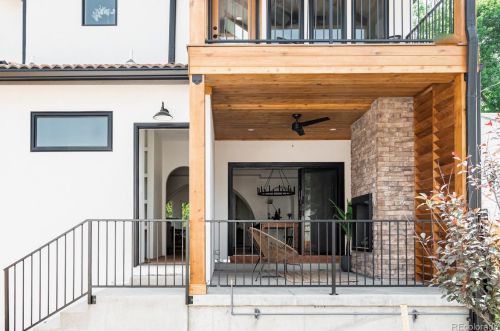 2957 Logan St, Englewood CO  80113-1635 exterior