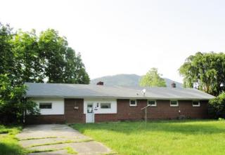 145 Kessler Ln, Lithia, VA 24066-5185