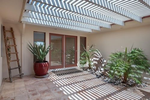 64236 Doral Dr, Desert Hot Springs, CA 92240-1135
