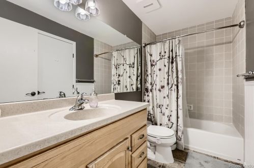 19454 Florida Pl, Aurora CO 80017-4641 exterior