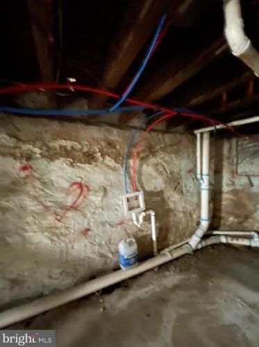 617 61 St, Philadelphia PA 19142-3513 exterior