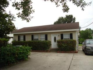 408 Faun St, Metairie, LA 70003-4202