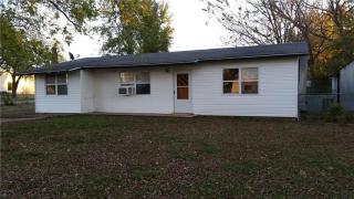 505 Charlotte St, Gravette, AR 72736-9373