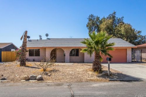 65813 Cahuilla Ave, Desert Hot Springs, CA 92240-3825