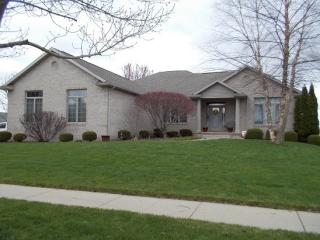 7200 Wentworth Dr, Springfield IL  62711-7090 exterior
