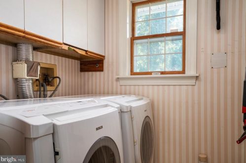 6482 Shady Side Rd, Shady Side MD 20764-9715 exterior