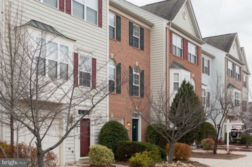 8218 Bates Rd, Lorton, VA 22079-2908