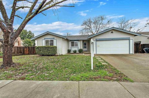 583 Emerald St, Livermore, CA 94550-5130
