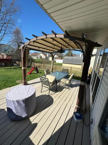 2747 Ashlar Dr, Springfield OH  45503-1862 exterior