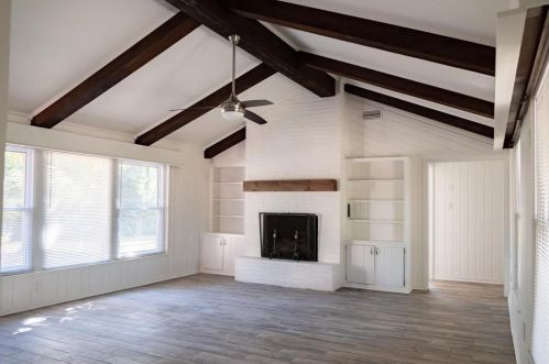3601 Indian Springs Dr, Marshall, TX 75672-2339