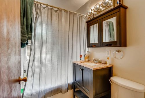 705 Jenks Ave, Saint Paul MN  55106-3113 exterior